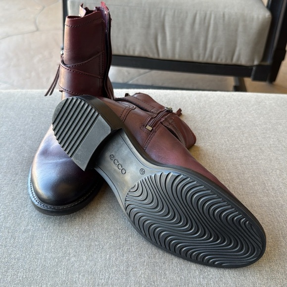 ECCO Women's Shape 25 Buckle Ankle Boot, Bordeaux, 37 M NWOB - Picture 4 of 4